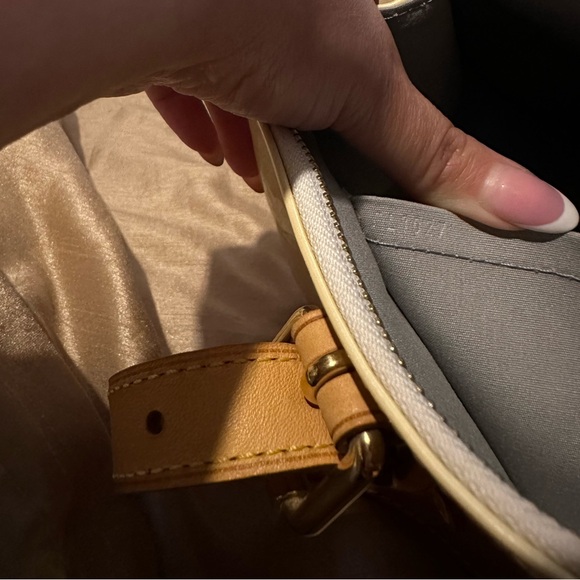 ❌SOLD❌Louis Vuitton Vernis bag - Picture 12 of 12